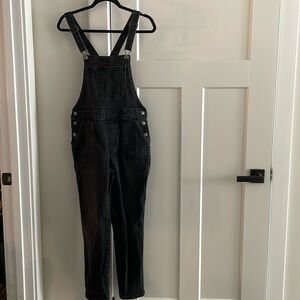 Old Navy black jeans slim fit overalls.